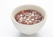 喝薏米加红豆有什么好处 红豆薏米的正确吃法和功效