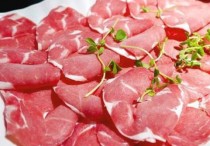 羊肉的热量 猪肉羊肉牛肉鸭肉的脂肪含量排名