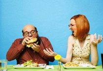 为什么有些人吃饭很慢 为什么自己吃饭比别人慢