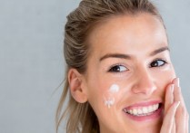 什么食物能去脸部油脂 皮肤分泌油脂旺盛怎么调理