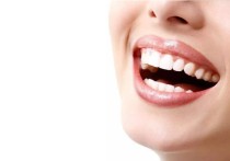 什么人适合树脂牙 树脂假牙怎么样？有什么弊端?
