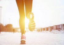 跑步减肥什么时间会瘦 晚上跑步坚持一个月能瘦吗